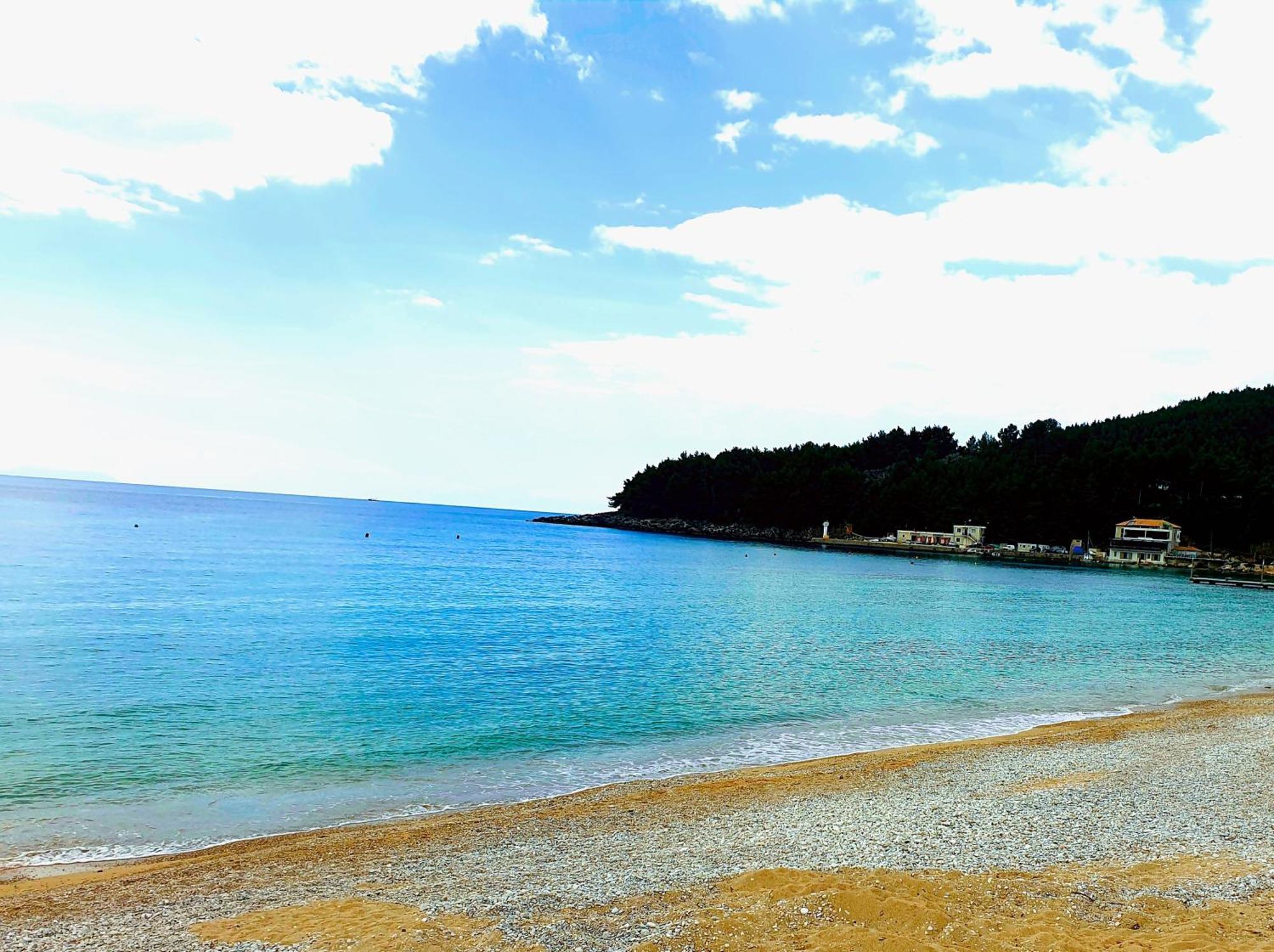Philoxenia Guest House Himare Exterior photo